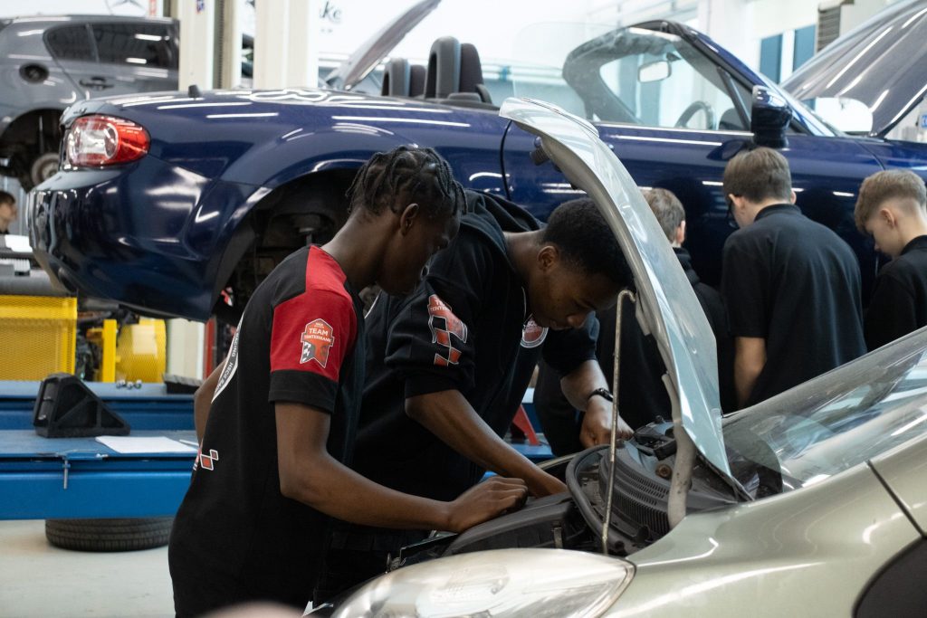 P6-a.a.-26.03.26-1024x683 Stafford College Prepares for Debut SMo Competition Season