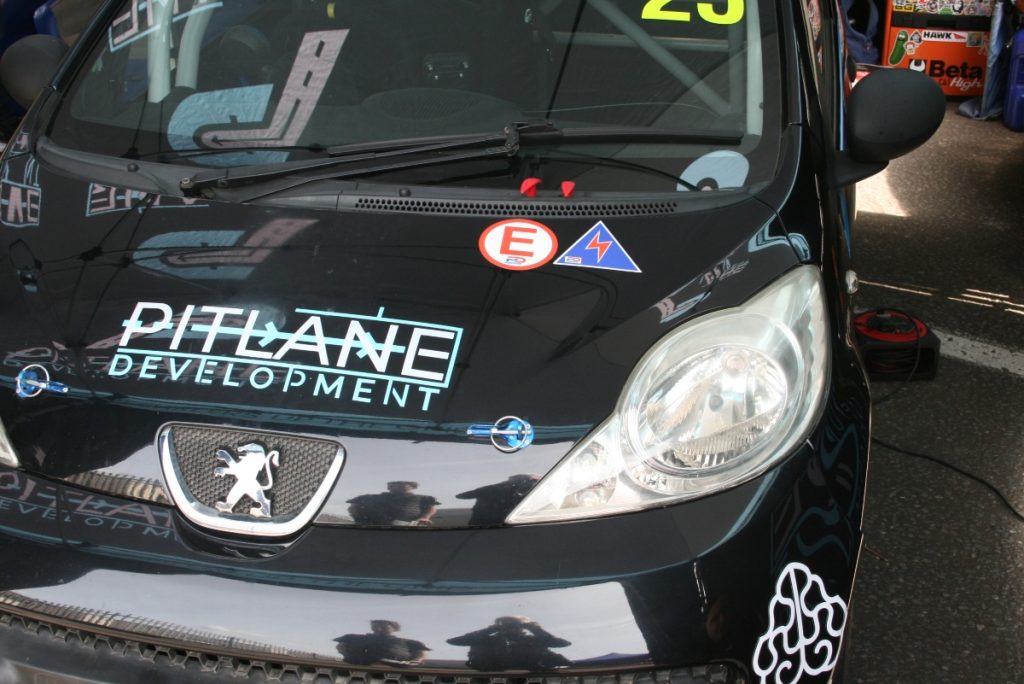 PLD-Paddock-2-Andy-Lloyd-1024x684 TNR / Jepp and BCR / Dyer Win As record SMo Competition Grid kicks off 2026 at Brands Hatch