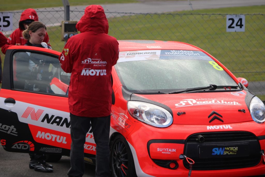 PSS-2-1-Isabel-Clarke-1024x683 TNR / Jepp and BCR / Dyer Win As record SMo Competition Grid kicks off 2026 at Brands Hatch